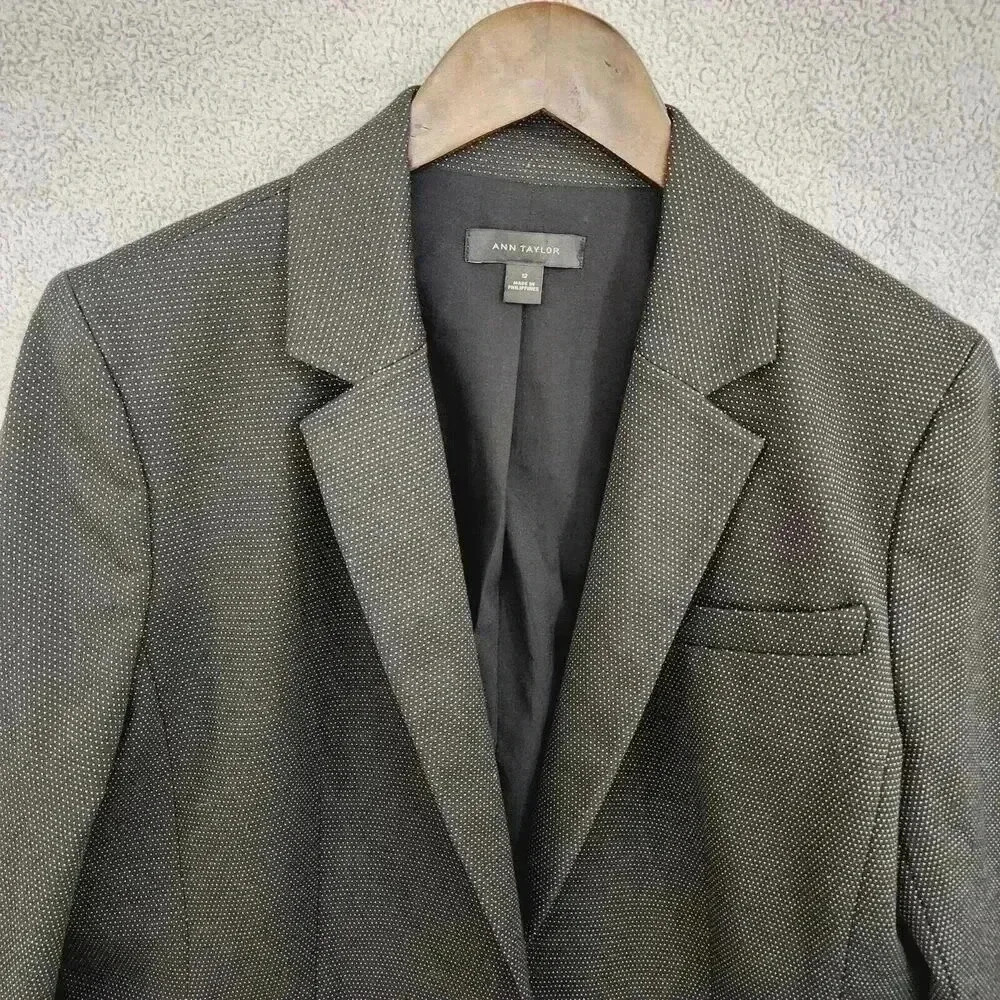 Ann Taylor Women's Black Blazer Jacket Size 12 Polyester Rayon 13CT - Picture 4 of 7